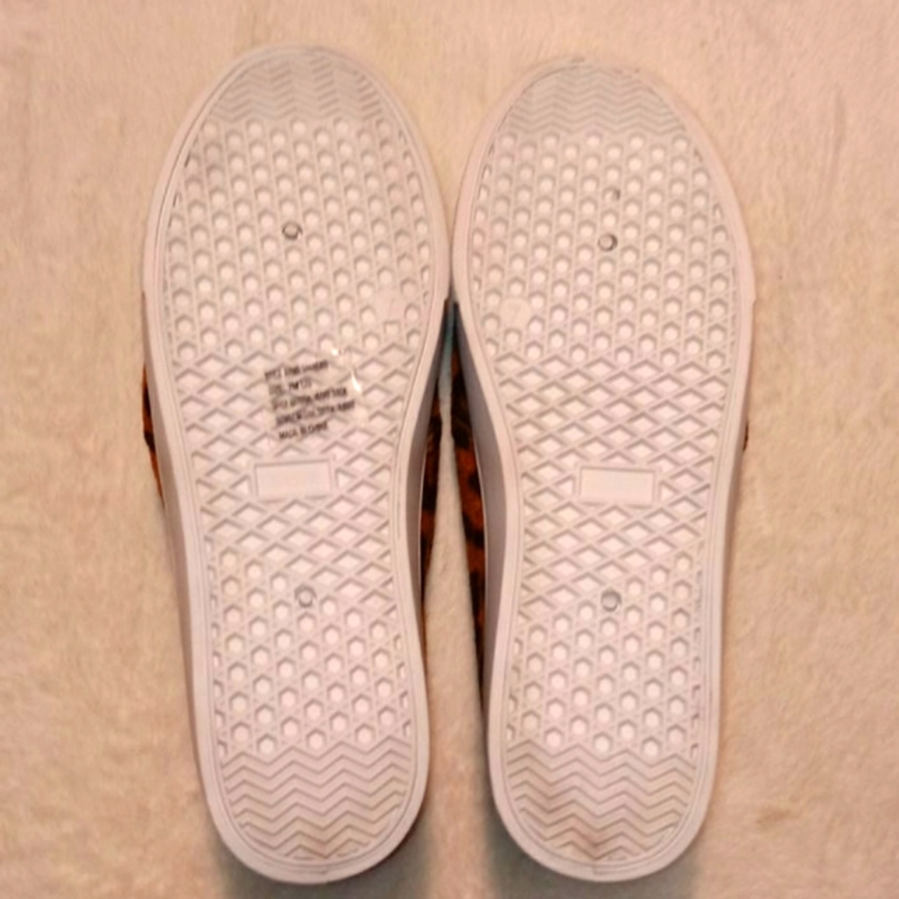 Women's Leopard Print Slide On Shoes - Picture 7 of 7
